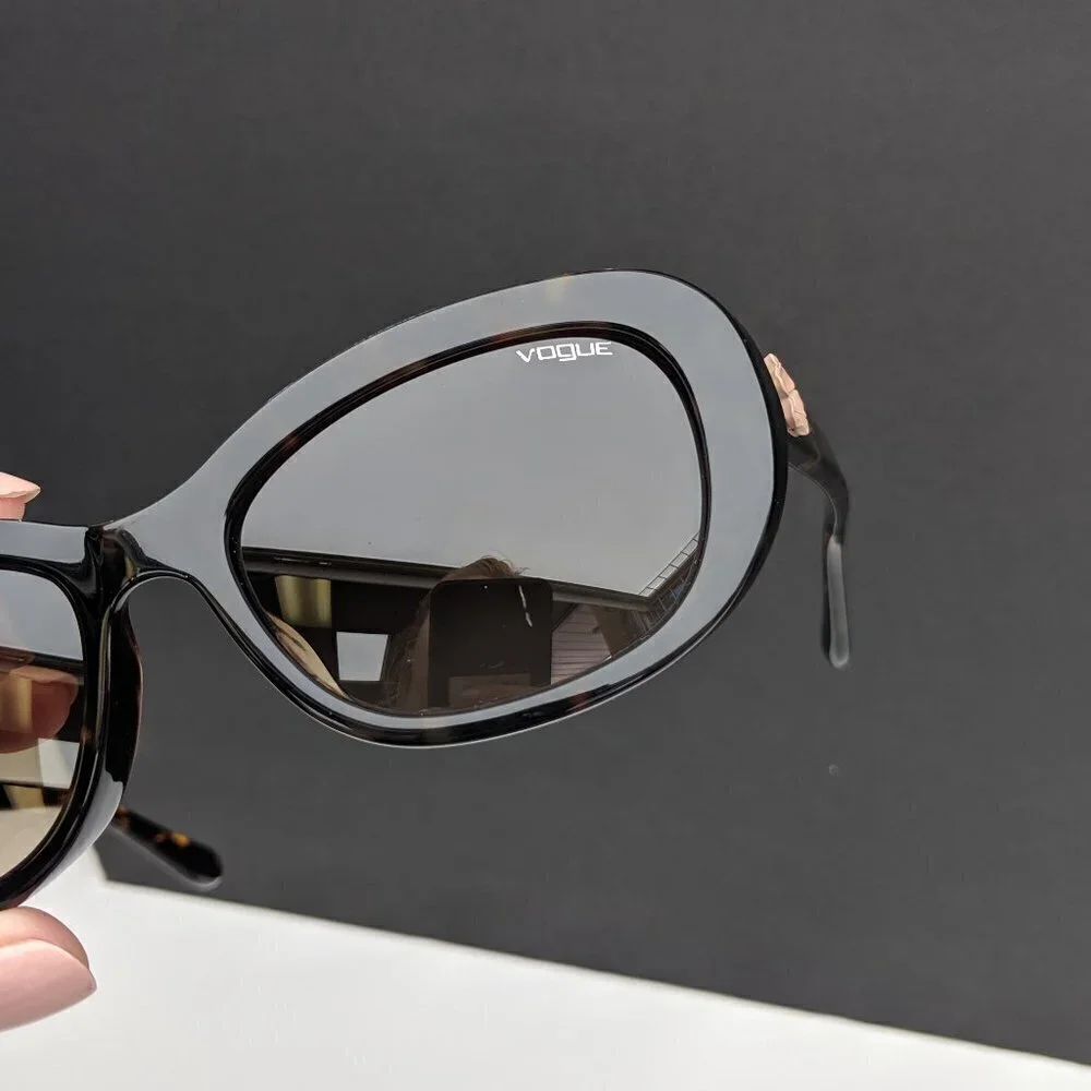 Vogue lens 56